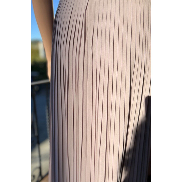 TFNC Prague Lavender Maxi Dress Bridesmaid Prom Pleats High Empire Waist UK6/US2 - Picture 11 of 12